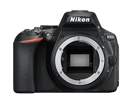 Nikon D5600 Digital SLR im DX Format (24,2 MP, 3,2 Zoll/8,1 cm dreh- und neigbarer Touch-Monitor, SnapBridge, AF mit 3D-Tracking, Full-HD Video incl. Zeitraffer bis zu...